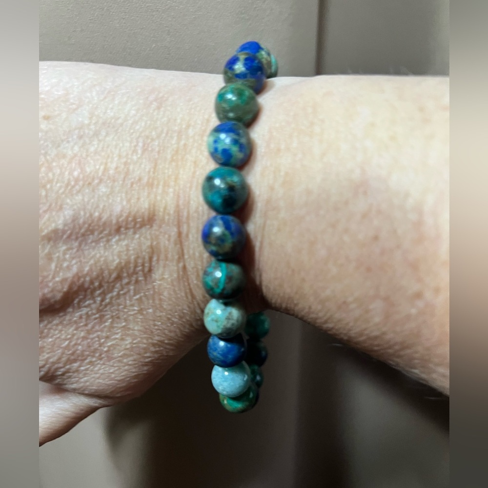 Bombshell Beads - Picture 2 of 6